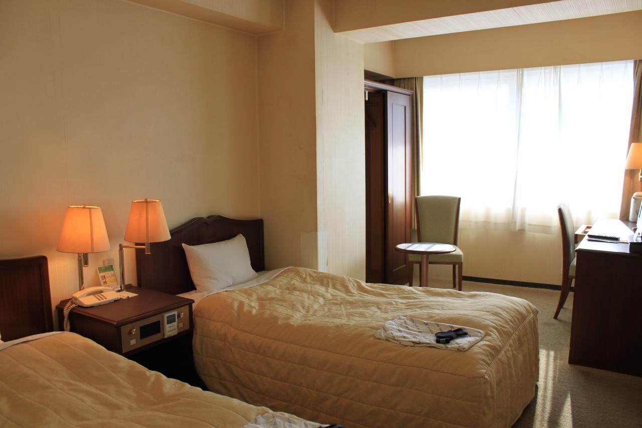Ichihara Marine Hotel Екстер'єр фото